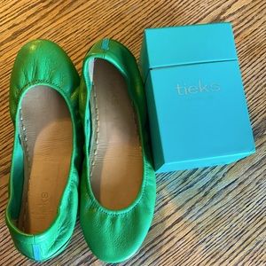 Clover green TIEKS, worn only once and Still in perfect condition w/box!